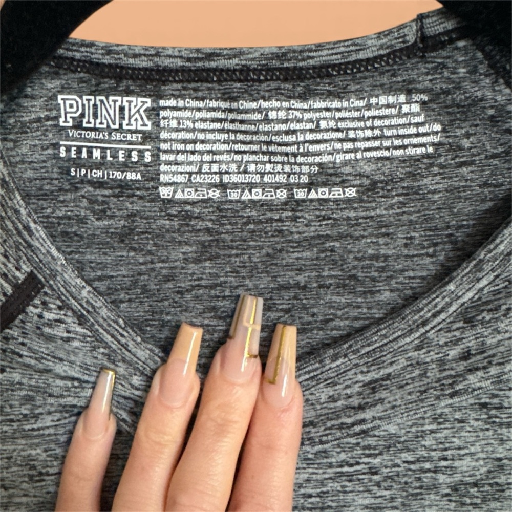 Victoria's Secret Gray Crop Top - Picture 3 of 3